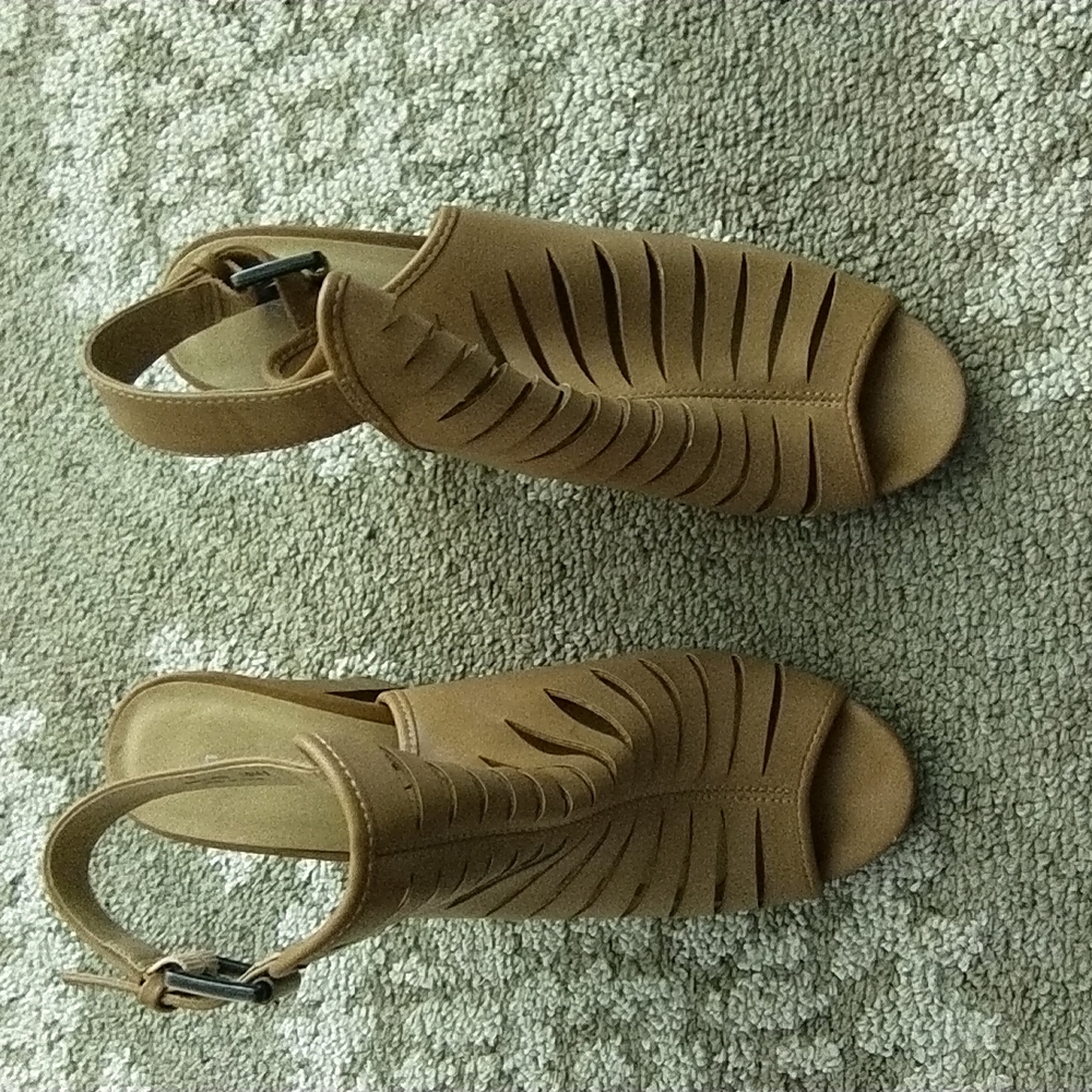 Gladiator chunky sling back heels